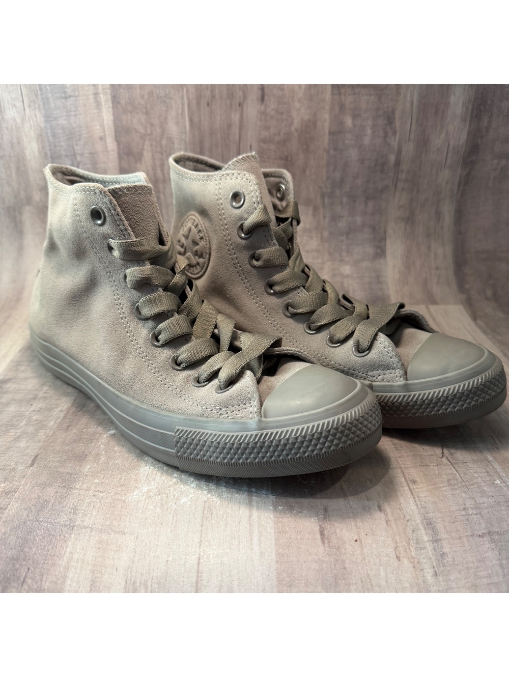 Converse Chuck Taylor All Star Suede Gray Sneakers High Tops Size Mens 7 (W 9)